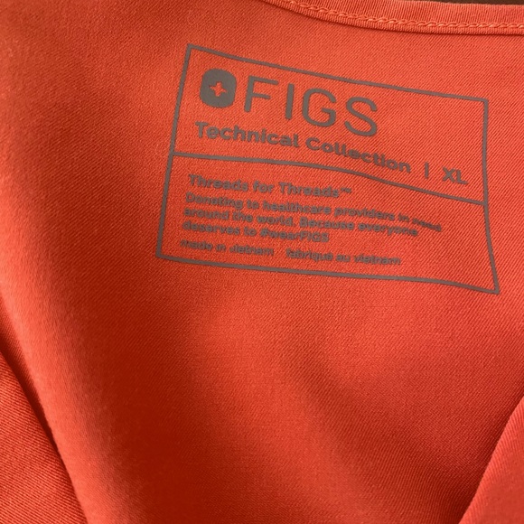 Figs Tops - FIGS Women’s Scrub Top